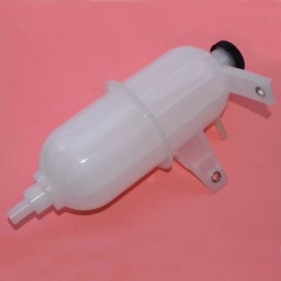 16470-0L010 OEM Tanque de desbordamiento del radiador para diesel Hilux MK6 Vigo 2006