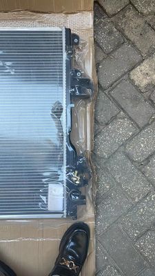Land Cruiser 150 Radiador de enfriamiento automático 16400-30300 para Toyota Prado 3.0 TDI