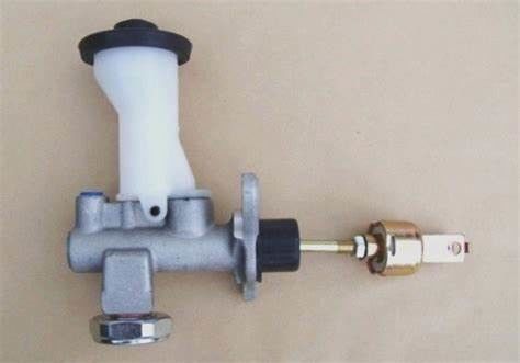 El cilindro principal de embrague de alto rendimiento para Toyota Landcruiser 90 KZJ185 31410-35320