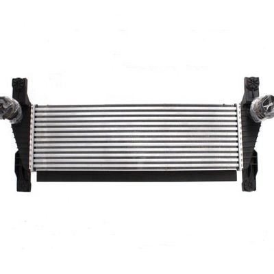 OE NO. 14461-EB360 Intercooler para Navara D40 Mejorar el enfriamiento de su motor
