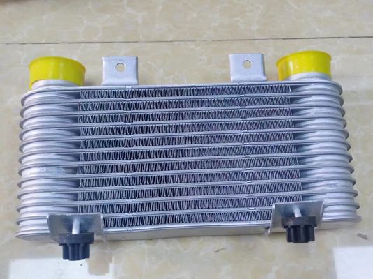 Número OE WL85-13-550 Núcleo de enfriador del motor para Mazda BT50 Ford Ranger 1999-2006