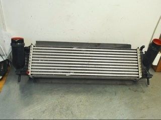 Las piezas del intercooler 14461-4JA0B encajan perfectamente para NISSAN NAVARA D40 2008-2015