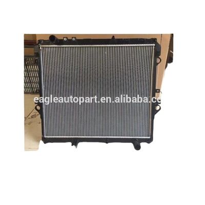Radiador automático manual 16400-0l460 R para Toyota Revo Diesel 1.5 Motor de enfriamiento superior