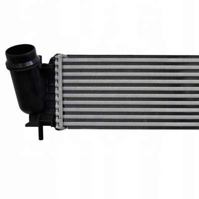 Intercooler para Nissan Navara NP300 Renault Alaska 2.5 dCi 4x4 144614KV1A 2014- Top-