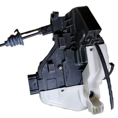 Santa Fe 81320-2W010 Puerta delantera de cerradura de montaje Sistema de bloqueo de piezas de automóvil coreano