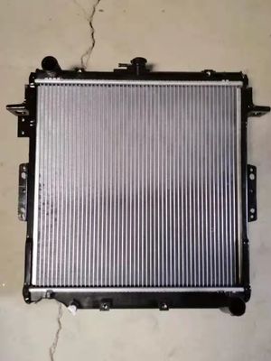 TOYOTA LANDCRUISER 96-98 MT Radiador de enfriamiento automático PA 16400-17071 16400-17300 para Toyota