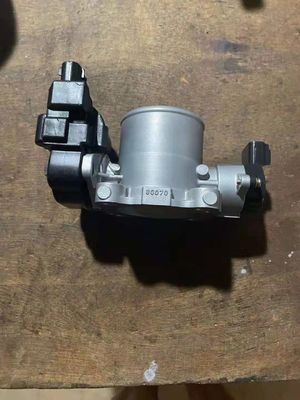 Toyota Hilux KUN25 KUN26 2KD 26100-0L010 26100-30070 Cuerpo del acelerador Año 1986-1991