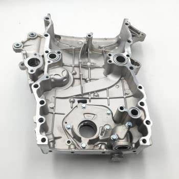 Toyota Hiace Quantum 2TR Subconjunto de la cubierta de la bomba de aceite 11310-75070 11310-75071 11310-75073