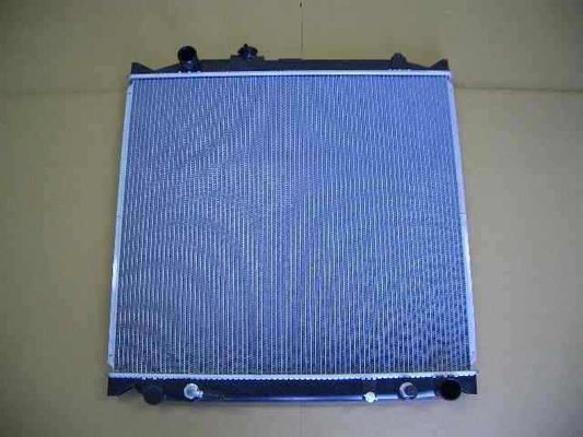 Radiador de refrigeración del motor para Toyota Landcruiser 16400-67140 16400-67121 16400-67120