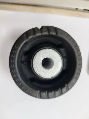 Para Hyundai Accent Kia Rio Bush Brazo trasero con el brazo con el Oem 55160-1R000
