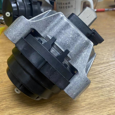 22116883514 Montaje del motor BMW G30 Touring G31 Gran Turismo G32 Montaje del motor