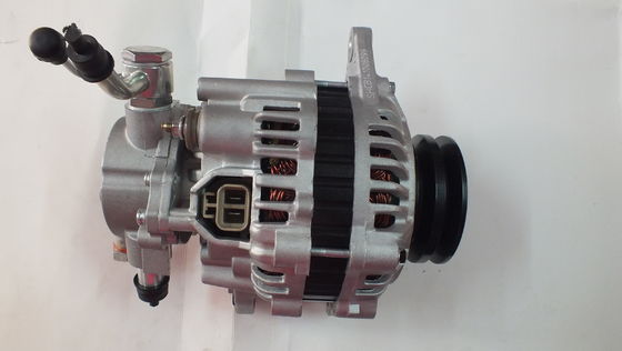 MD366052 4D56 Alternador de motor para el Mitsubishi l200 A3T07483 MD162964 A003T07483 37300-42350