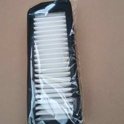 13780-67M00 Elemento de filtro de aire Suzuki Celerio 2014 Filtro de aire para automóviles