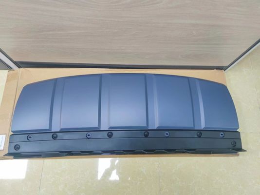 LR117215 Tabla de recorte de la placa de deslizamiento del parachoques delantero para Land Rover Range Rover 2013-2022