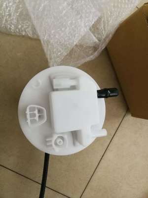 Filtro de combustible en el tanque OE NO. 77024-42011 con papel de filtro importado para Toyota Lexus NX Rav4