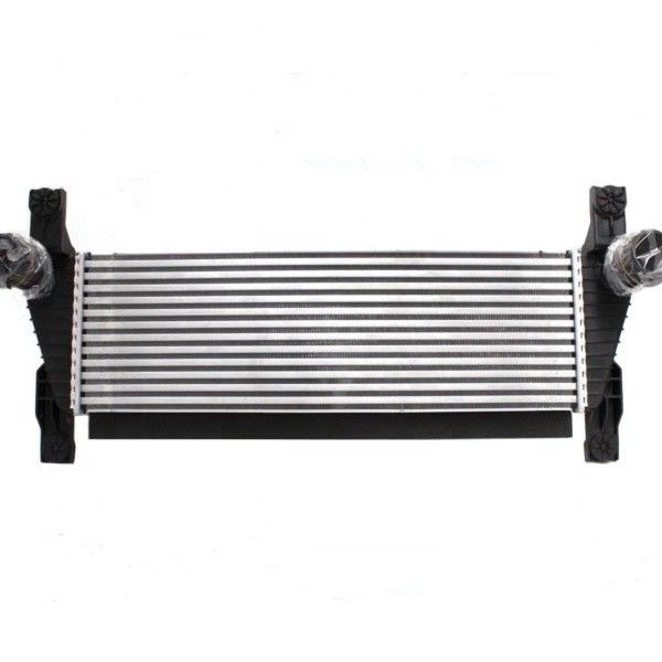 OE NO. 14461-EB360 Intercooler para Navara D40 Mejorar el enfriamiento de su motor