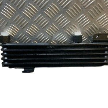 N o de referencia 51.055 COOLER de aceite Mitsubishi para el modelo V93 V97 V87 de Mitsubishi PAJERO MONTERO