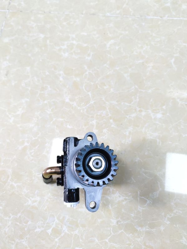 Bomba de dirección de potencia de camión para Nissan FD42 49110-0T002 Solo para piezas de automóviles japoneses